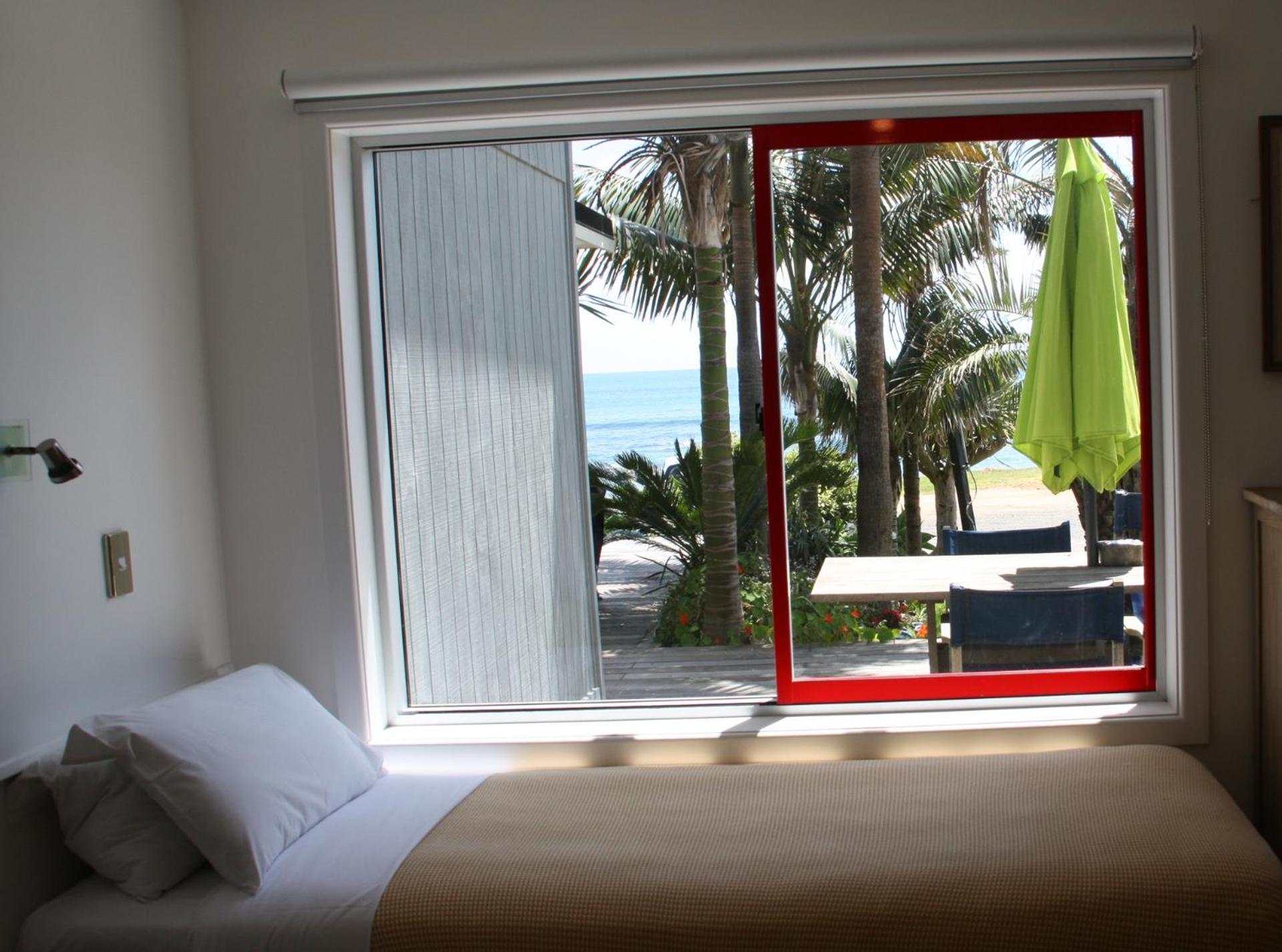 Driftwood Lodge Beachfront, Cable Bay, Northland Coopers Beach Exteriör bild