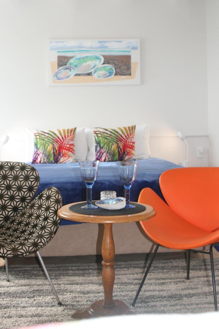 Driftwood Lodge Beachfront, Cable Bay, Northland Coopers Beach Exteriör bild