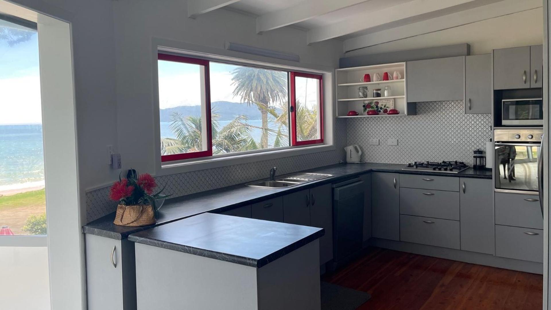 Driftwood Lodge Beachfront, Cable Bay, Northland Coopers Beach Rum bild
